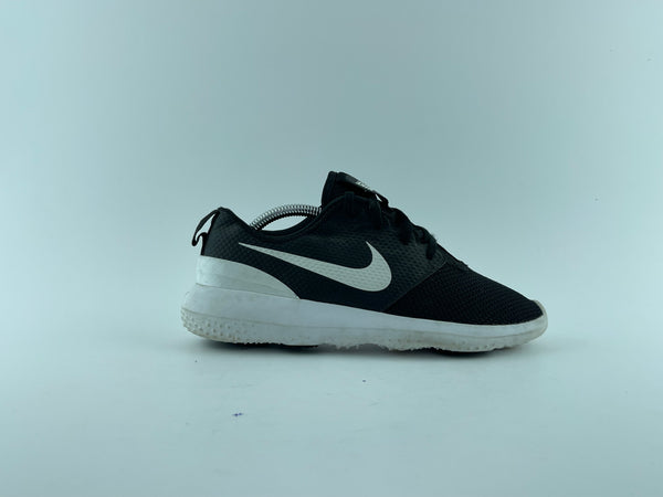 NIKE 40.5