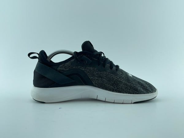 NIKE FREE RN 39