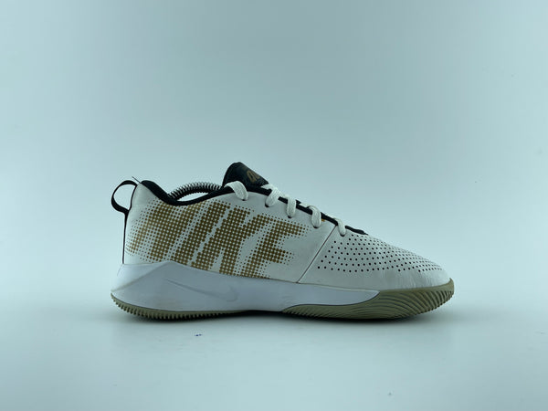 NIKE QUICK HUSTLE 38.5