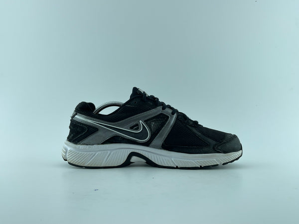 NIKE DART 43