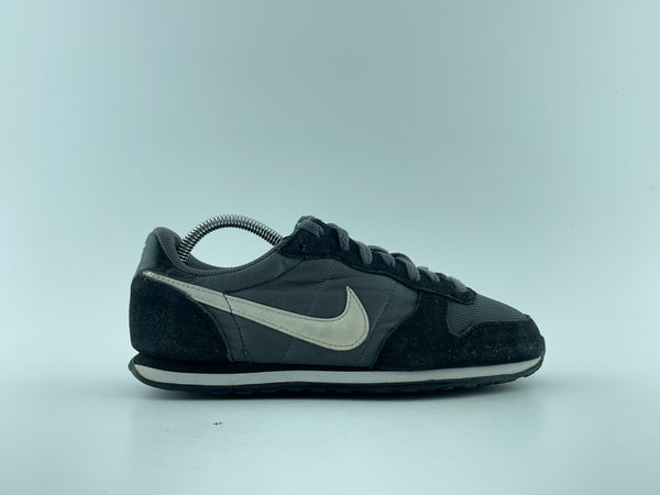NIKE EPIC RUN 40.5